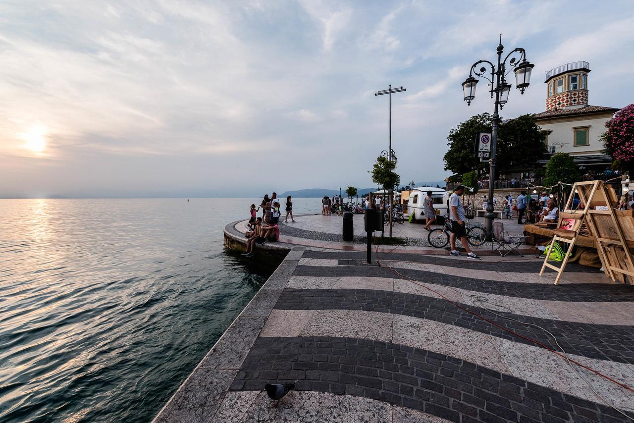 Lazise Boutique Apartment Lago E Relax Extérieur photo